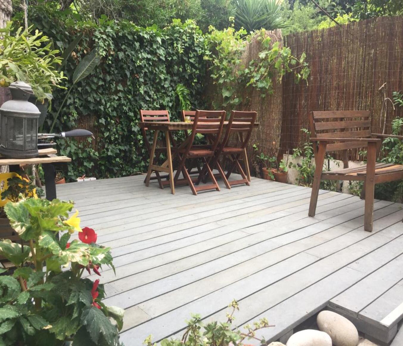 Decking e pavimento